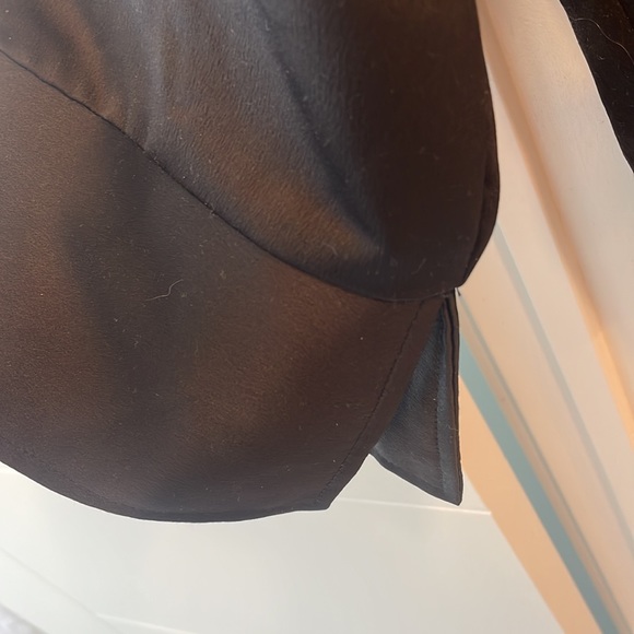 Satin Button-Down with Bell-Sleeves from Gina Tricot - Picture 3 of 3